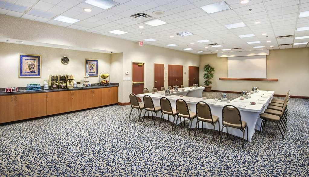 Hampton Inn & Suites Atlanta-Galleria Smyrna Facilities photo